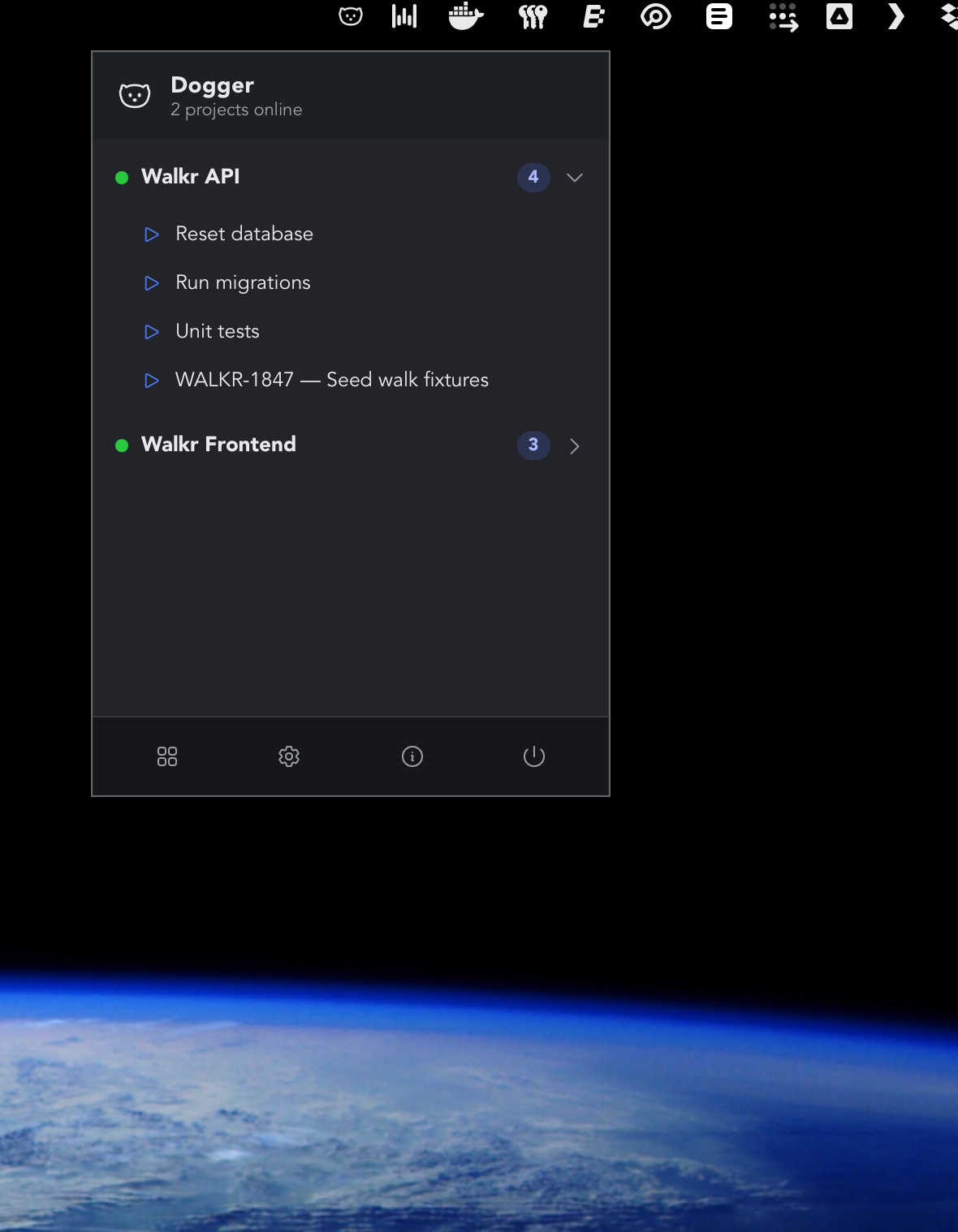 Dogger menu bar panel listing online projects and tasks